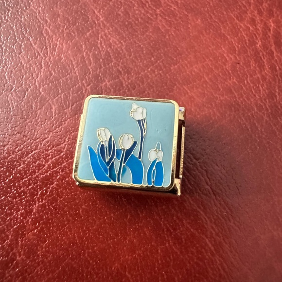 Blue Tulip Field Italian Charm – Gold Tone Stainless Steel Link - Picture 1 of 1